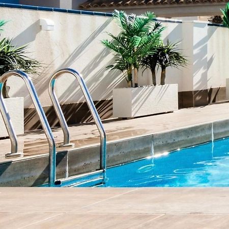 Jeramy Appartement Торевиеха Екстериор снимка